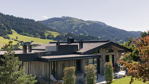 1_goingtriplea_aussen_062028.jpg